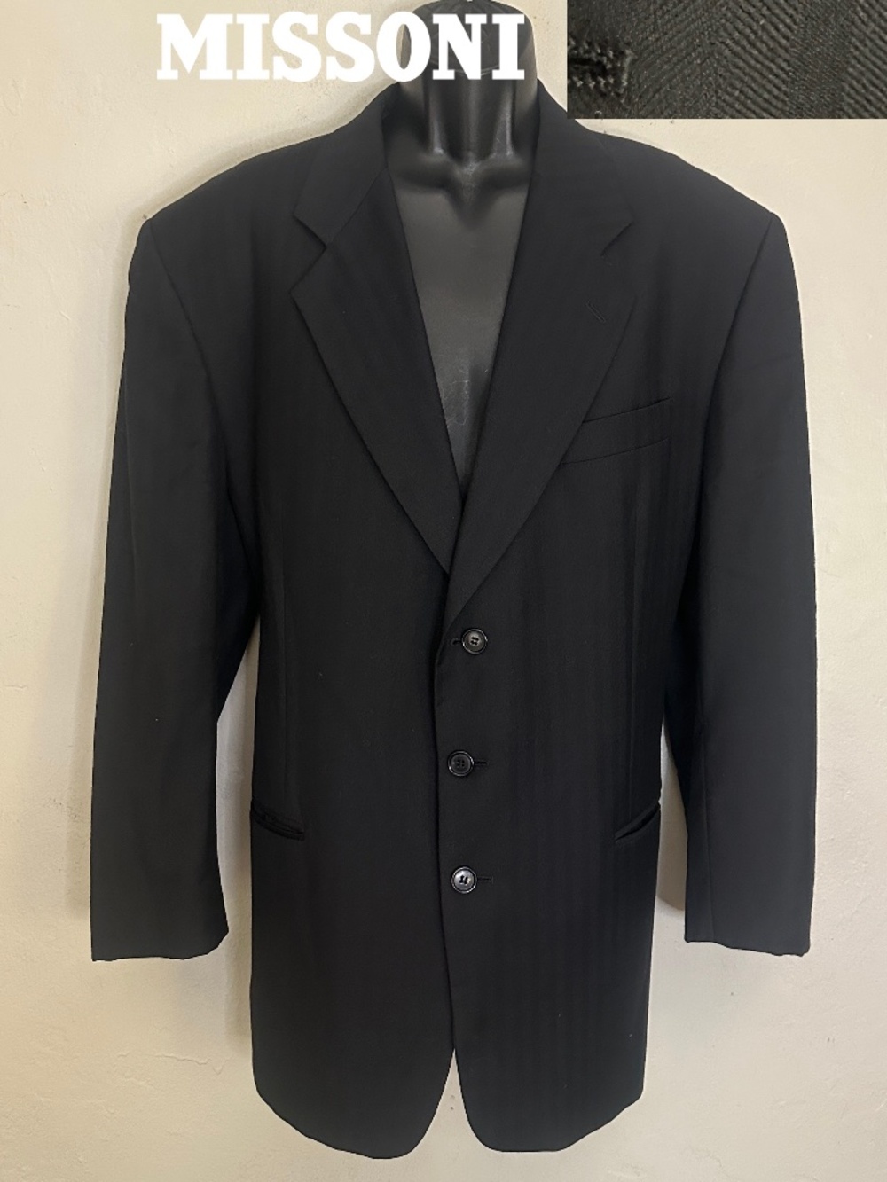 Missoni Blazer 42L Gently worn Made in Italy 100% virgin wool texture stripe
